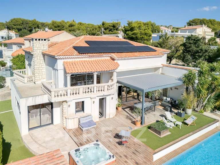 Maison Carry-le-Rouet - 5 chambres - 273m²