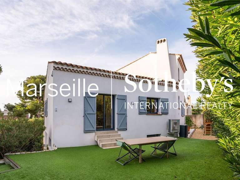 Maison Carry-le-Rouet - 5 chambres - 207m²