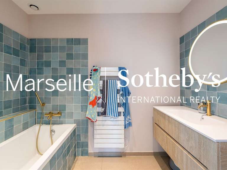 Maison Carry-le-Rouet - 5 chambres - 207m²