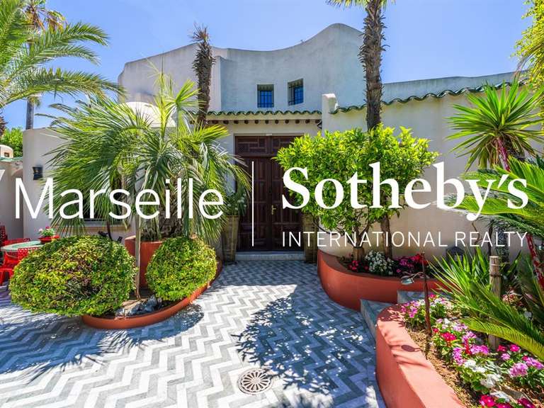 Maison Carry-le-Rouet - 5 chambres - 337m²