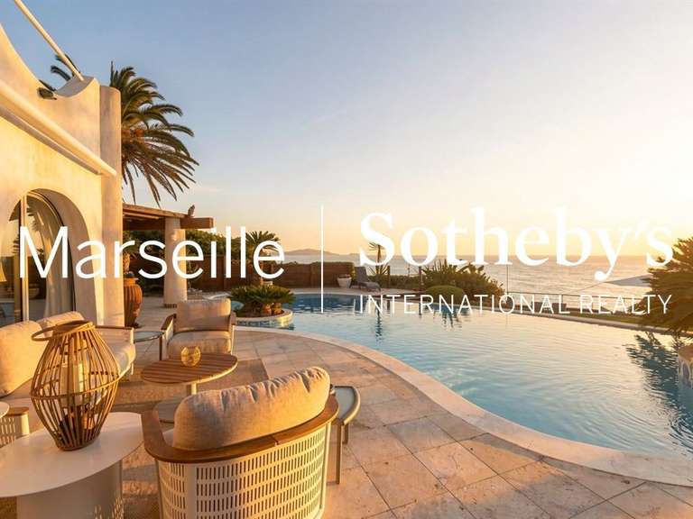 Maison Carry-le-Rouet - 5 chambres - 337m²