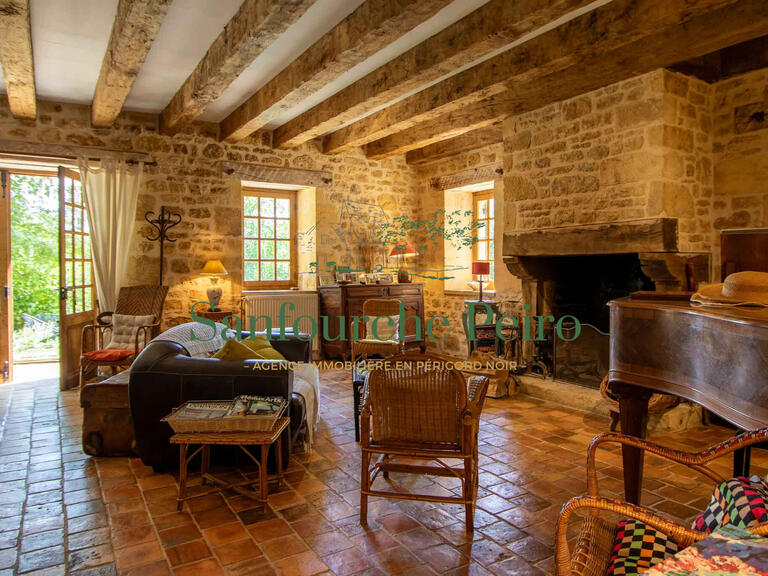 Maison Carsac-Aillac - 4 chambres - 192m²