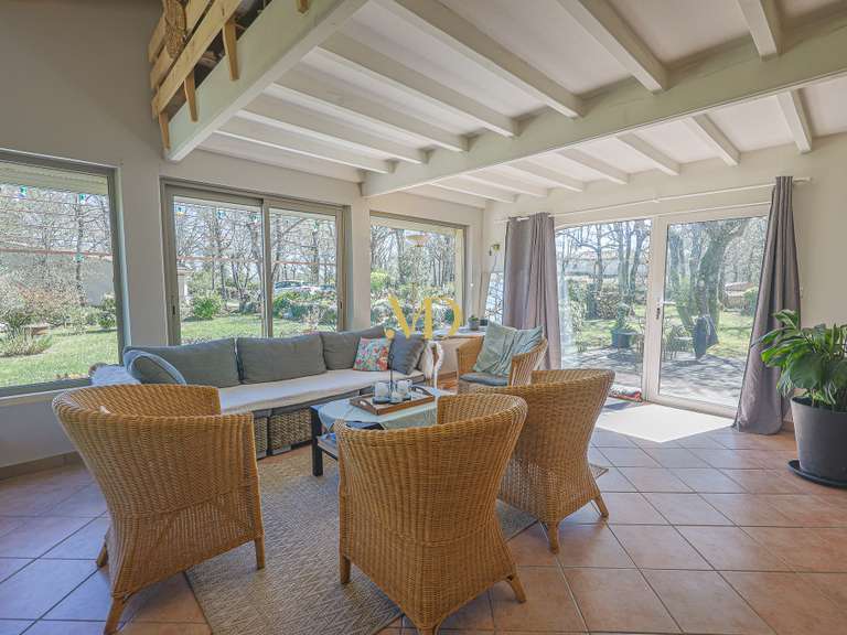 House Caseneuve - 5 bedrooms - 231m²