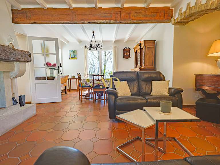 House Caseneuve - 5 bedrooms - 231m²