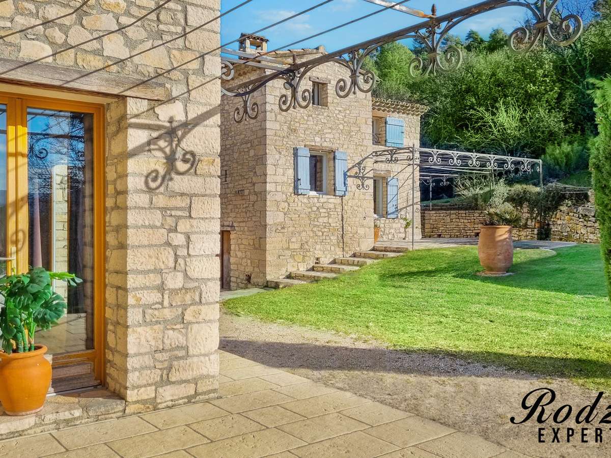 Maison Caseneuve
