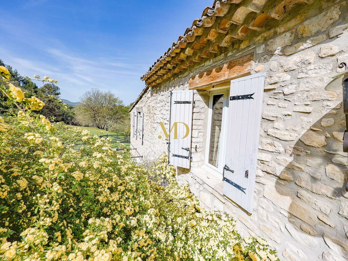 House Caseneuve