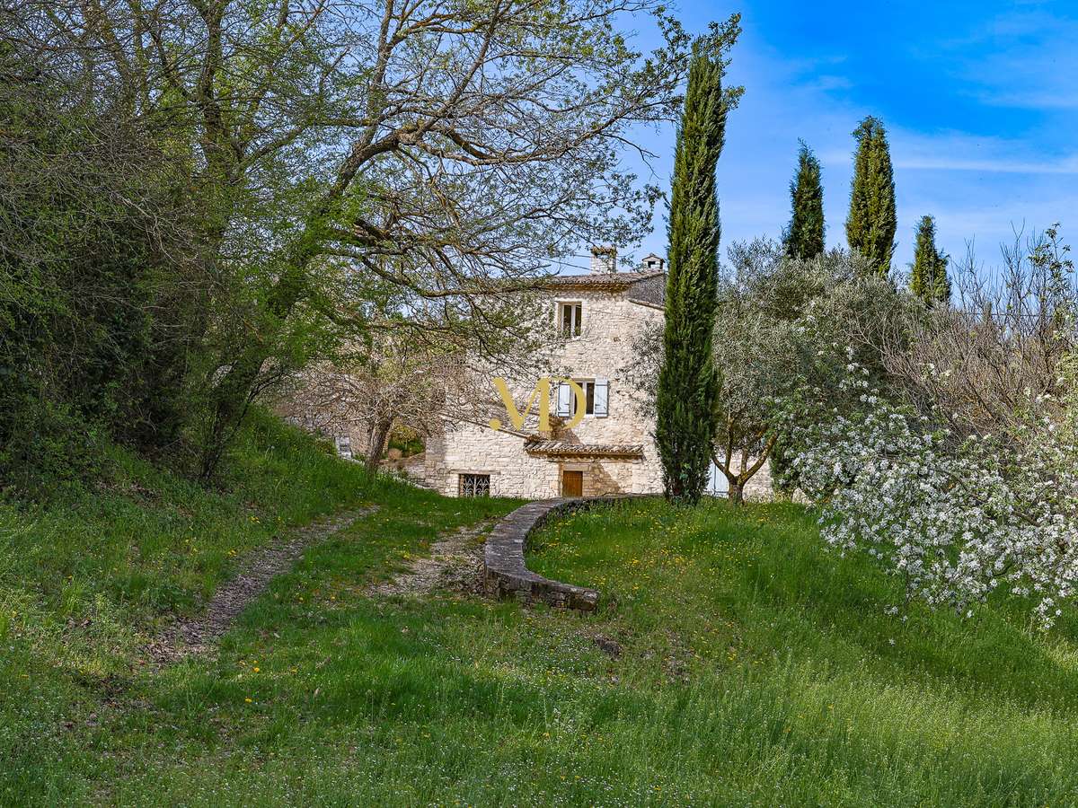 House Caseneuve