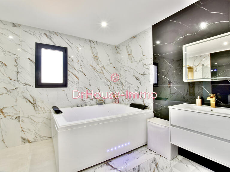 Villa Cases-de-Pène - 4 chambres - 142m²
