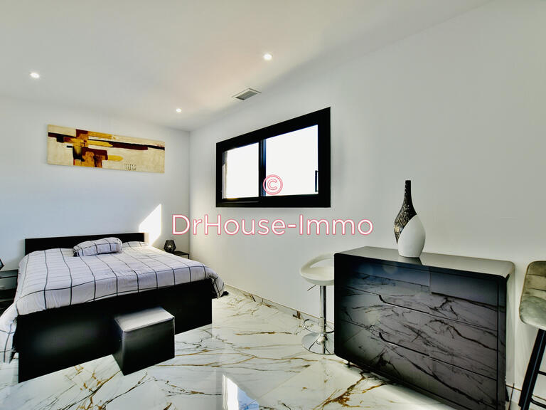 Villa Cases-de-Pène - 4 chambres - 142m²