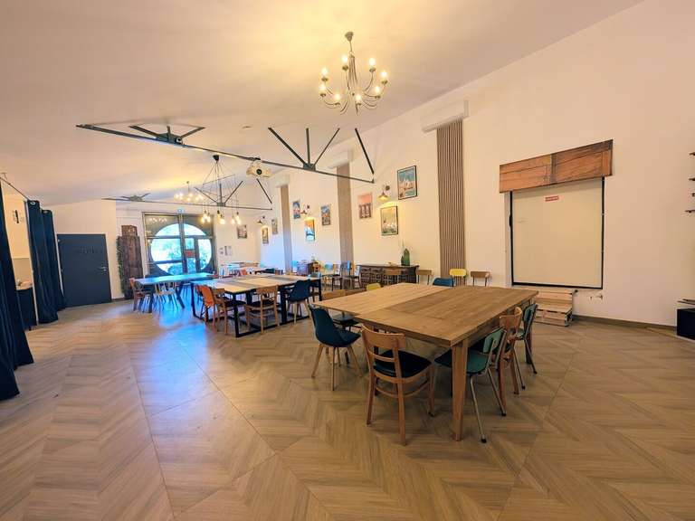 Villa Cases-de-Pène - 16 chambres - 647m²