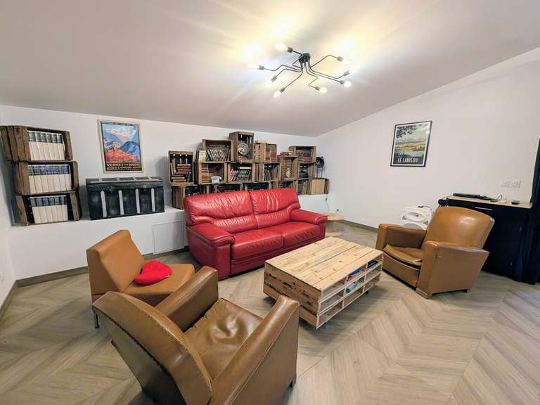 Villa Cases-de-Pène - 16 chambres - 647m²