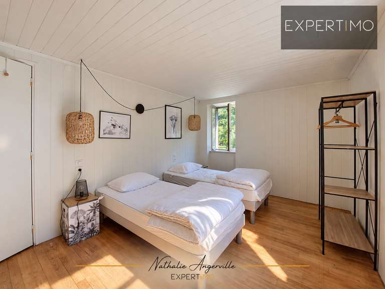 Maison Cassagnes-Bégonhès - 4 chambres - 198m²