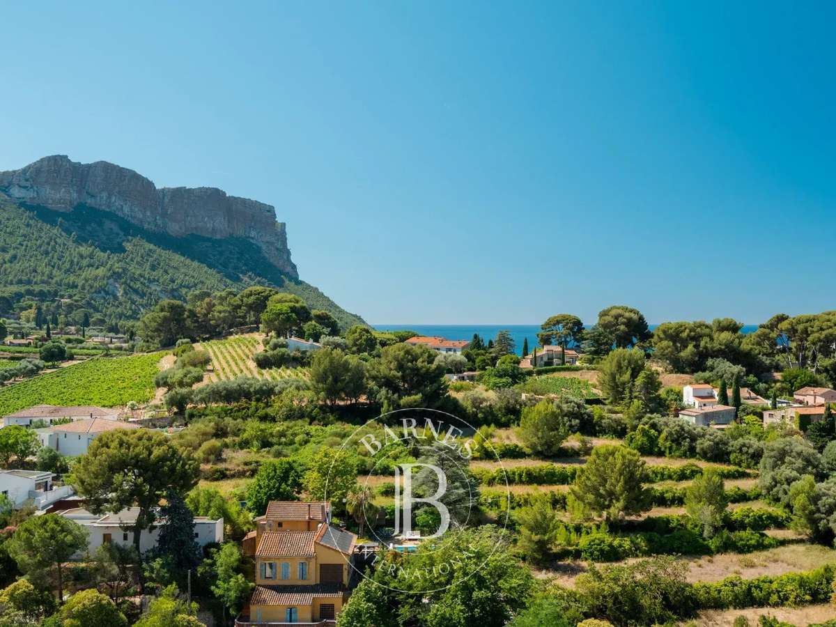 Apartment Cassis