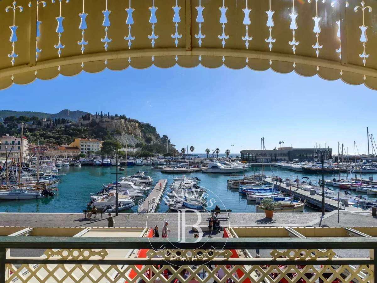 Apartment Cassis