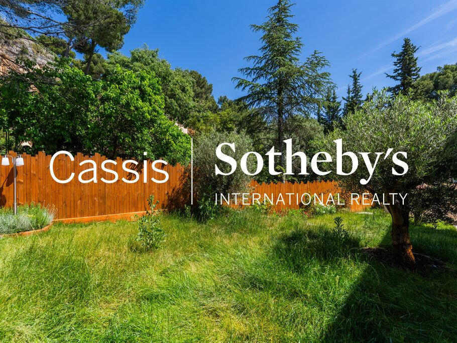 House Cassis