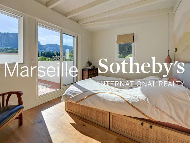 Maison Cassis - 5 chambres - 188m²