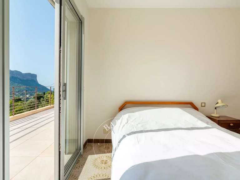 Maison Cassis - 4 chambres - 205m²