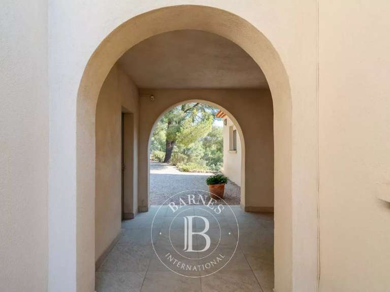 Maison Cassis - 4 chambres - 205m²