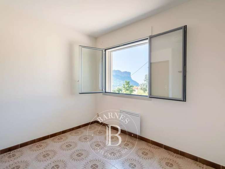 Maison Cassis - 4 chambres - 205m²