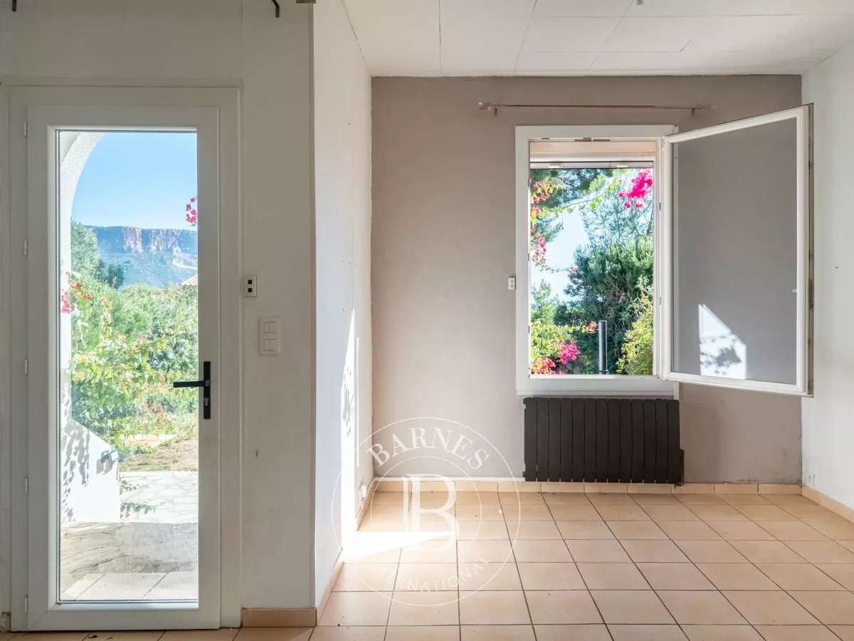 House Cassis