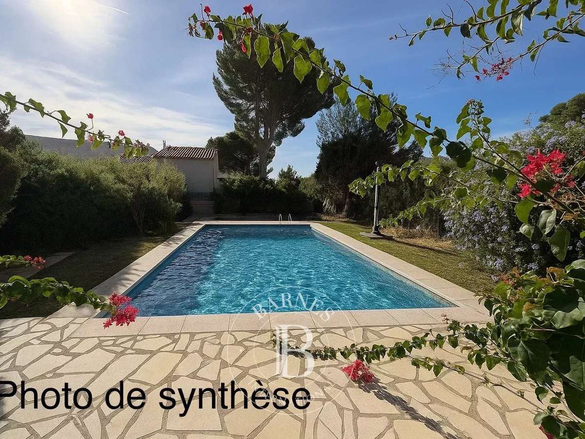 House Cassis