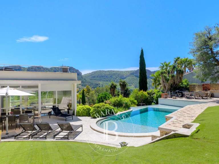 Maison Cassis - 5 chambres - 285m²