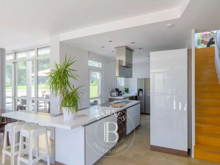 Maison Cassis - 5 chambres - 285m²