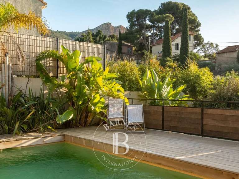 Maison Cassis - 4 chambres - 177m²