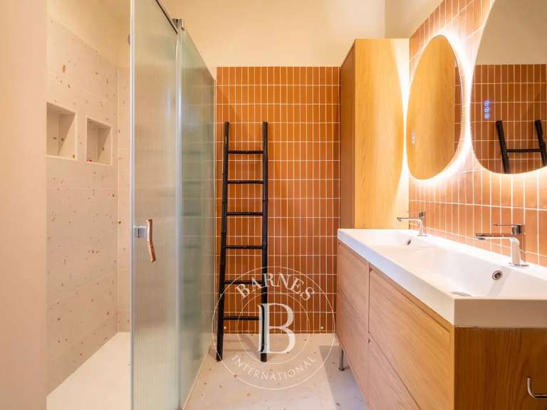 Maison Cassis - 5 chambres - 203m²