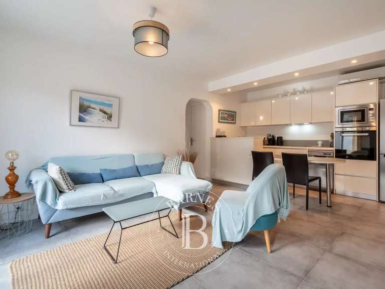 Maison Cassis - 5 chambres - 203m²