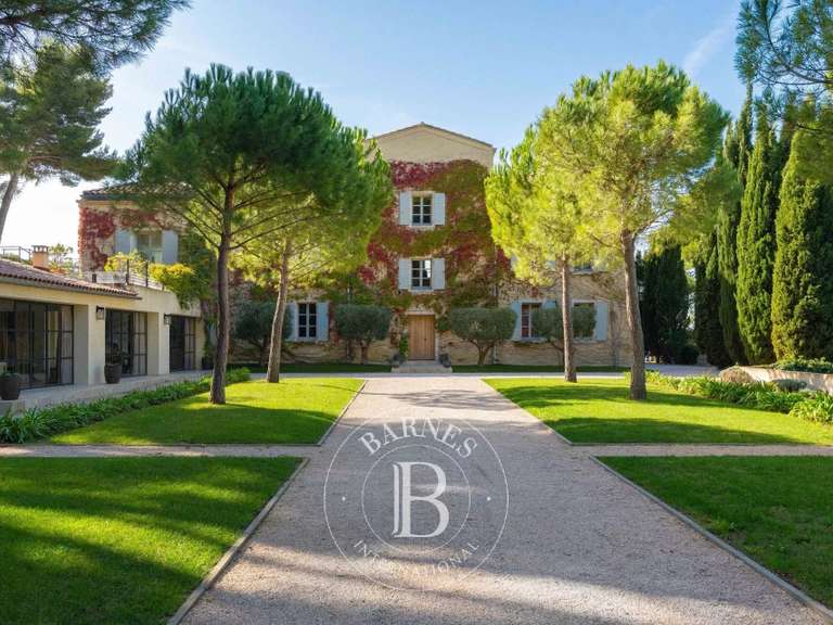 Maison Cassis - 11 chambres - 600m²