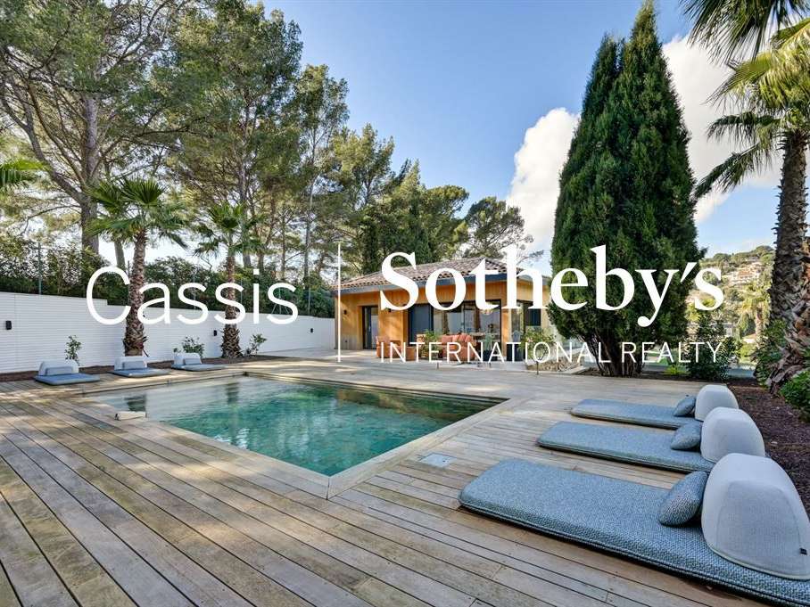House Cassis