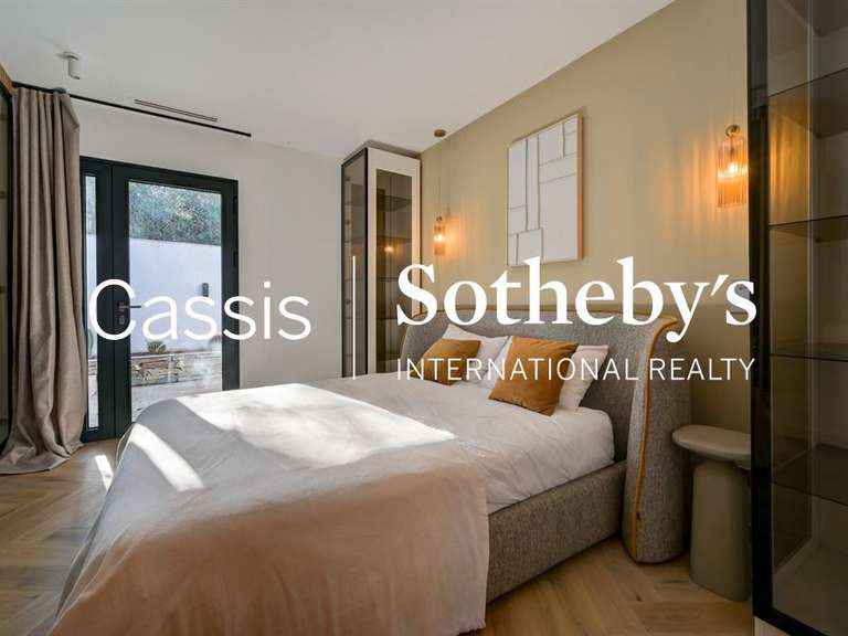 Maison Cassis - 5 chambres - 246m²