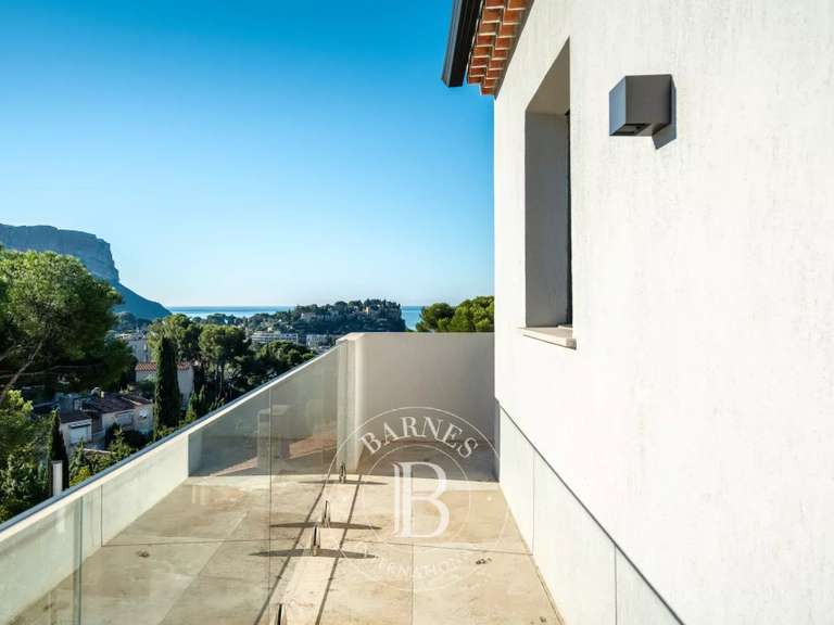 House Cassis - 5 bedrooms - 375m²