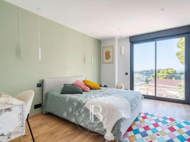 Maison Cassis - 7 chambres - 375m²