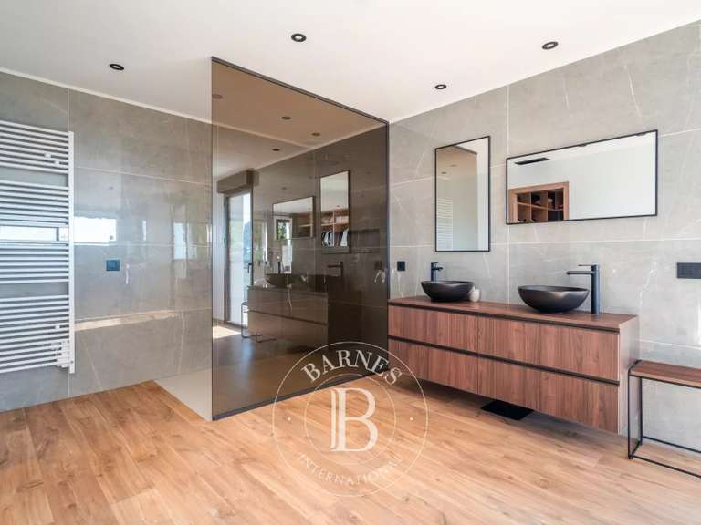 Maison Cassis - 7 chambres - 375m²