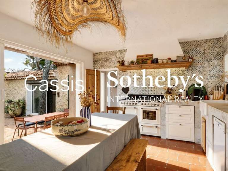 Maison Cassis - 5 chambres - 230m²