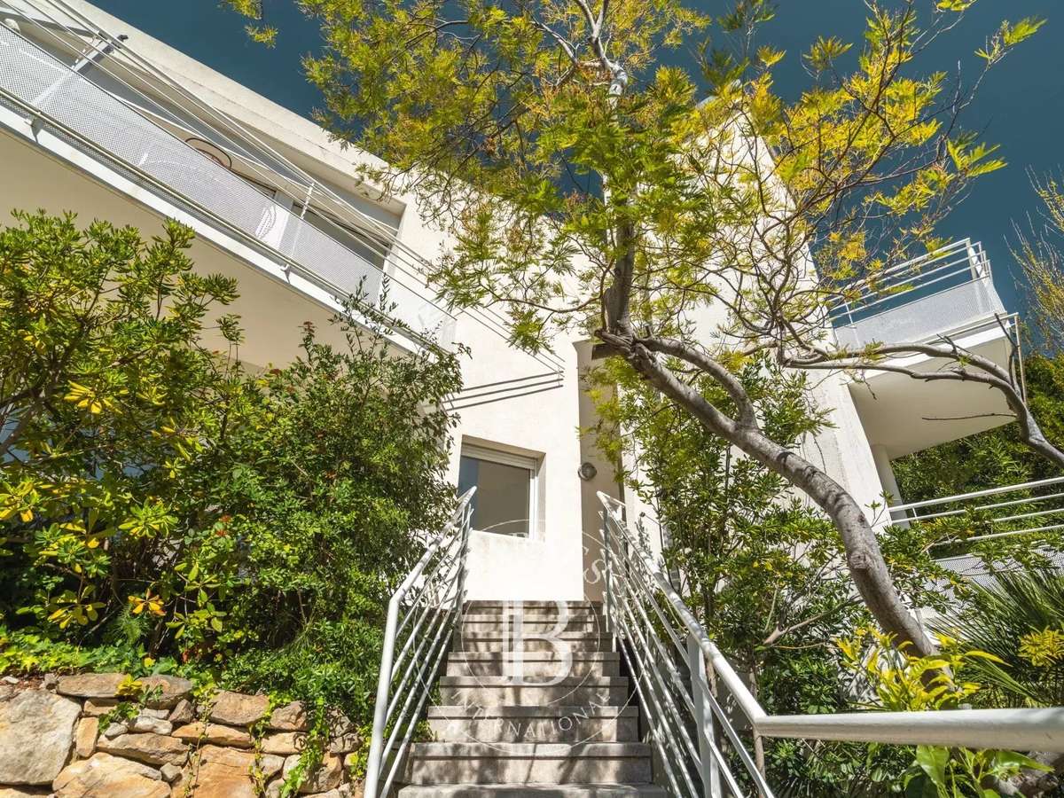 House Cassis