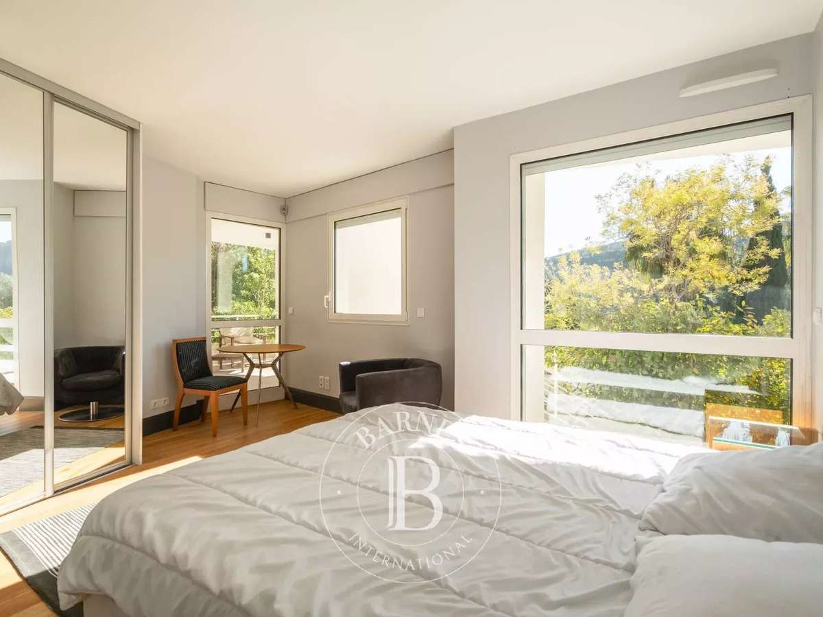 House Cassis