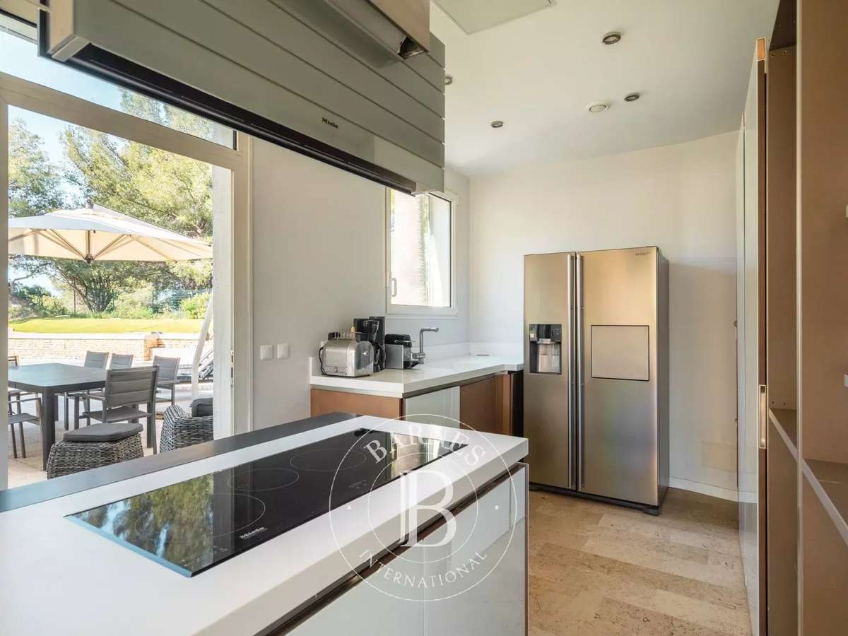 House Cassis