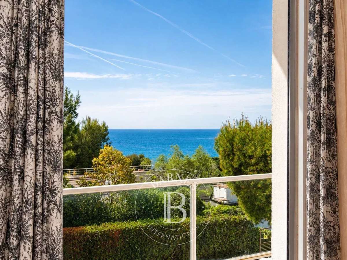 House Cassis