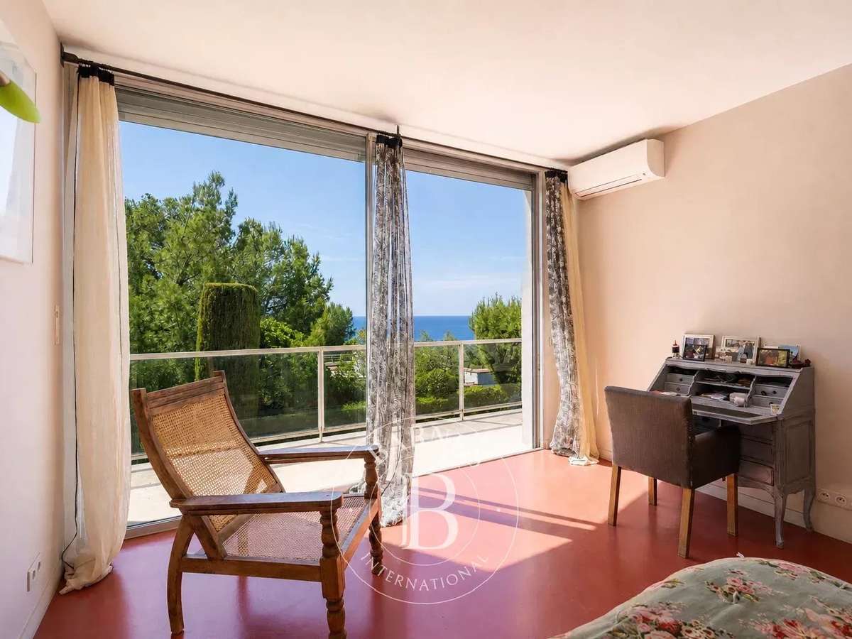 House Cassis
