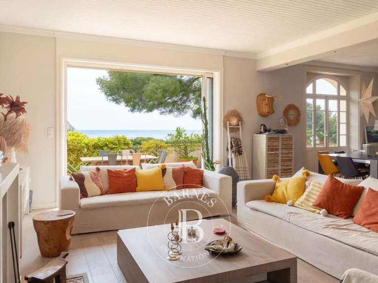 Maison Cassis - 7 chambres - 215m²
