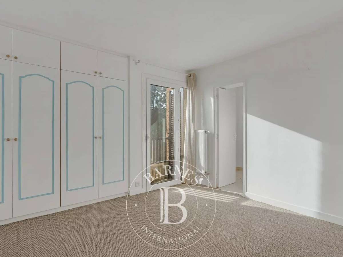 House Cassis