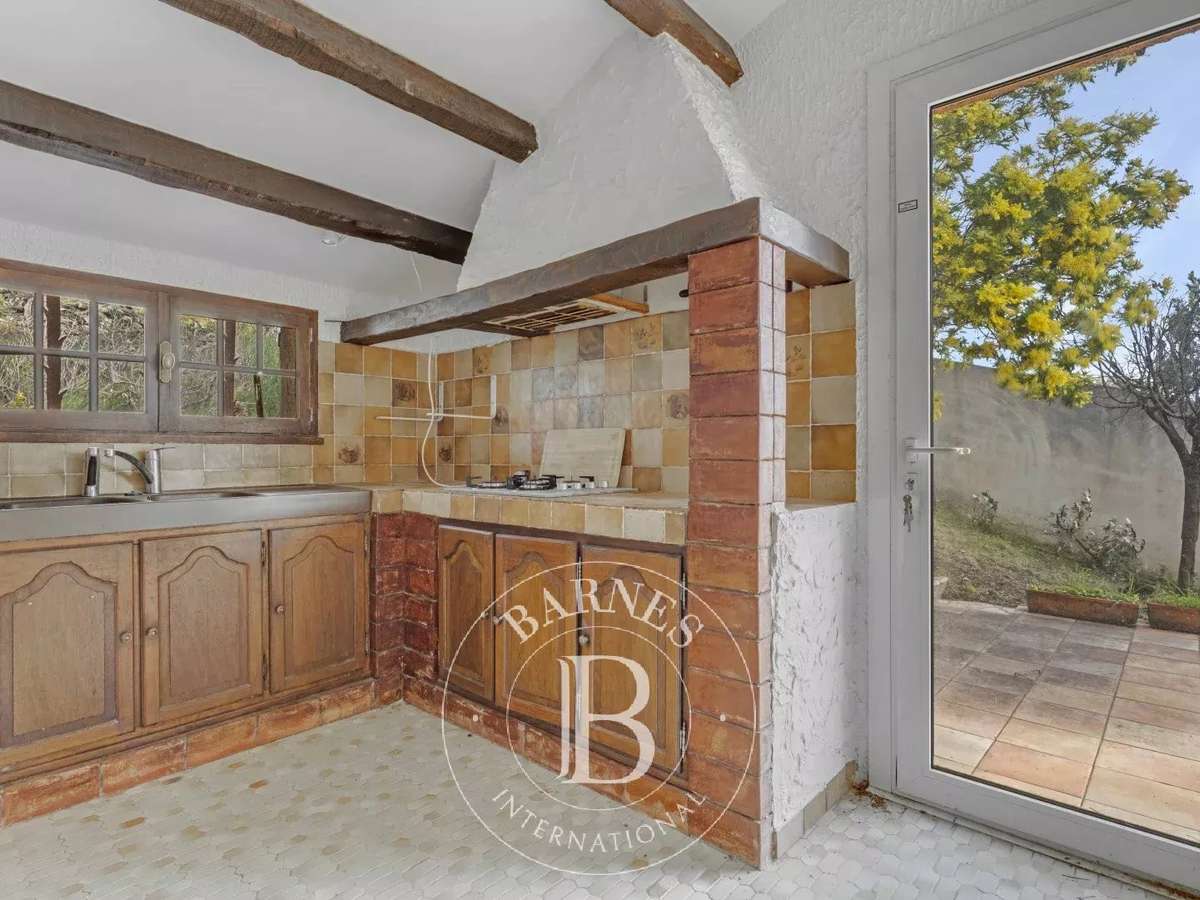 House Cassis