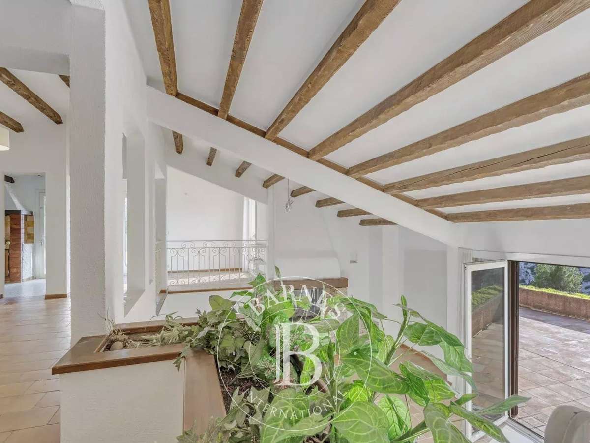 House Cassis