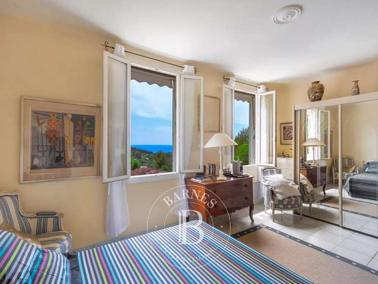 Property with Sea view Cassis - 4 bedrooms - 280m²