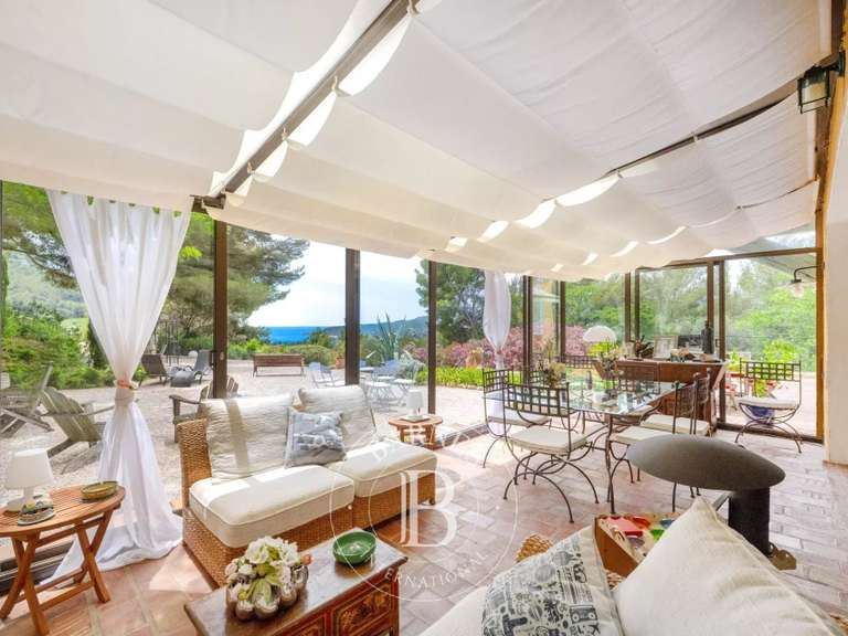 Property with Sea view Cassis - 4 bedrooms - 280m²
