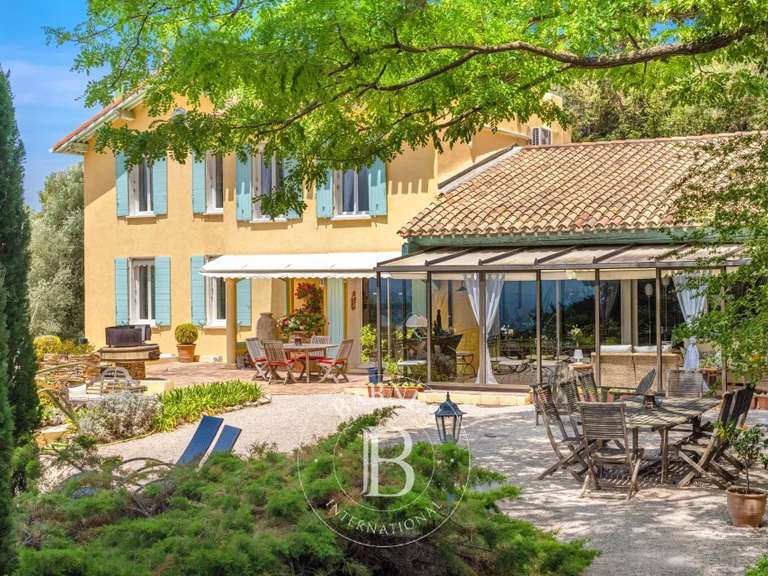 Propriété Cassis - 4 chambres - 280m²
