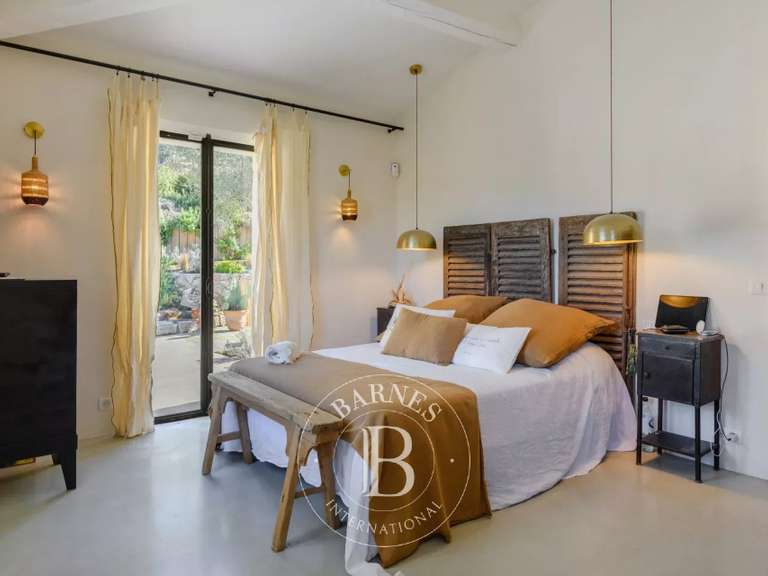 Propriété Cassis - 7 chambres - 336m²